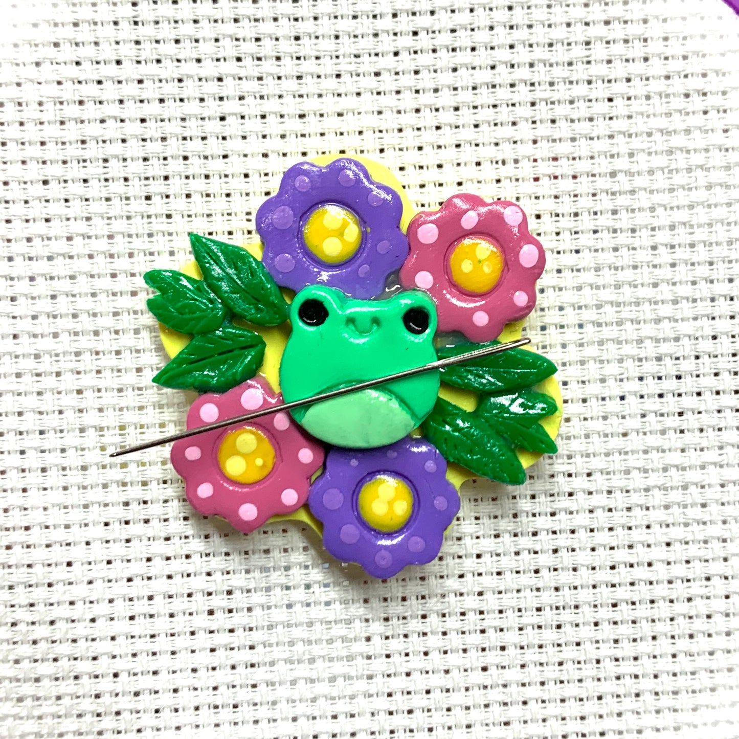 Flower Froggy Needle Minder