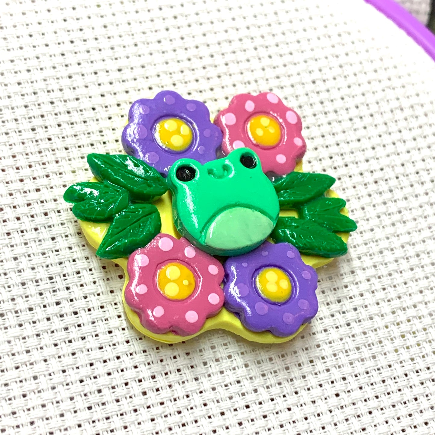 Flower Froggy Needle Minder