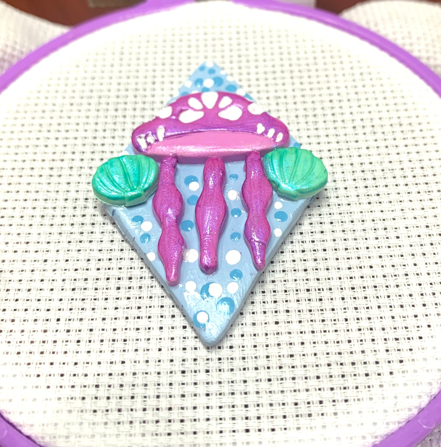 Jellyfish Needle Minder